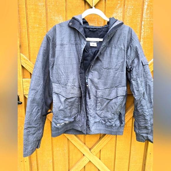 COLUMBIA Women's Hiking Outdoors Waterproof Grey Jacket - SIZE Small - Picture 1 of 4